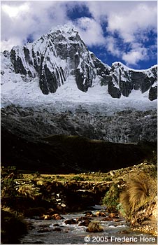Mt. Taulliraju Cordillera Blanca, Andes Mountains